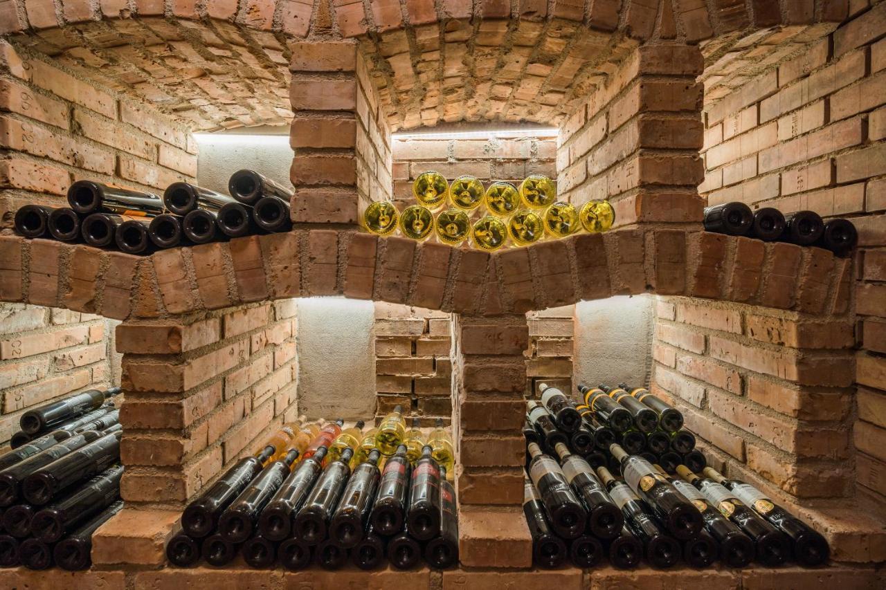 Vinoza - Ubytovani A Vinny Sklep Velke Bilovice Rulandova Luaran gambar
